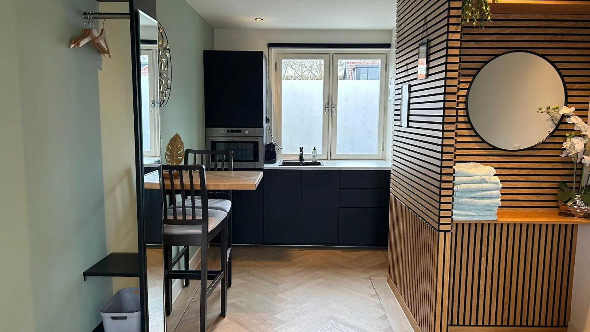 Bnb De Leeuw Badhoevedorp