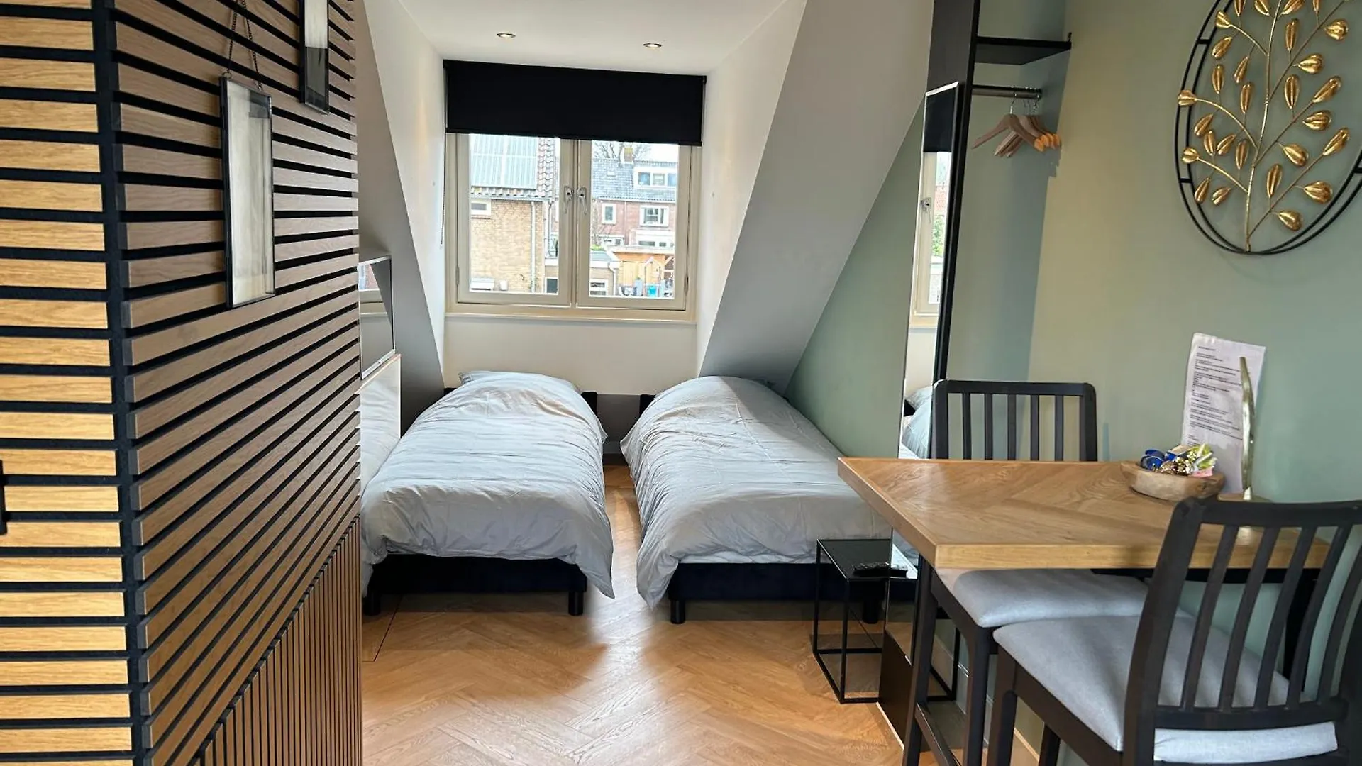 Bnb De Leeuw Badhoevedorp Netherlands