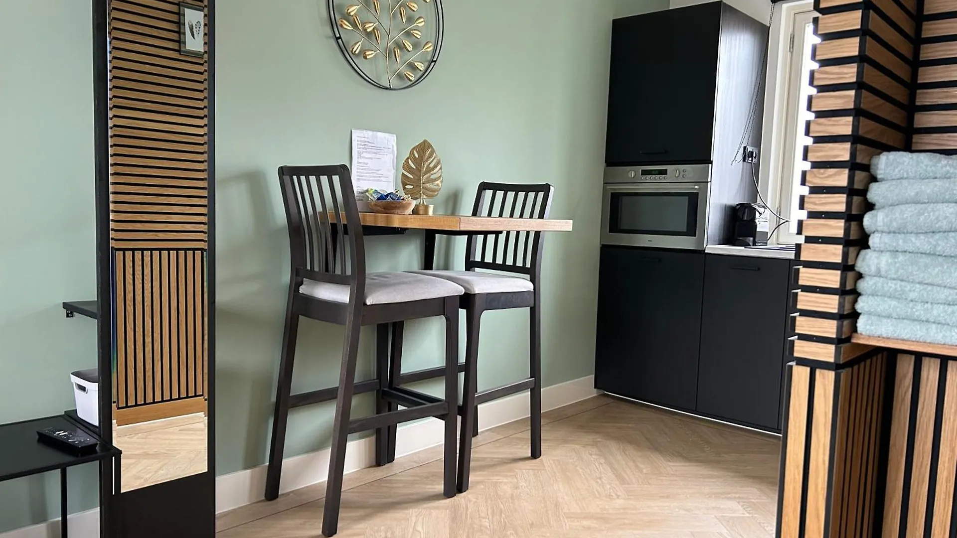 Bnb De Leeuw Badhoevedorp 0*,  Netherlands